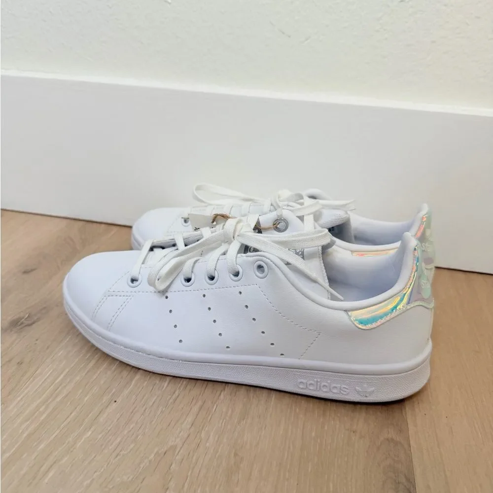NWT ✨ ADIDAS X Stan Smith Iridescent White Sneakers Womens 5, Kid 3.5/4